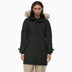 Aritzia puffer jacket